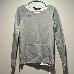 Women’s Under Armour long sleeve sweatshirt